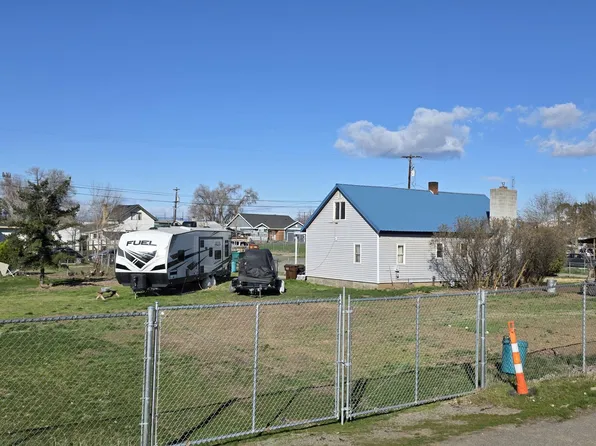 1412 E Nob Hill Blvd, Yakima, WA 98901