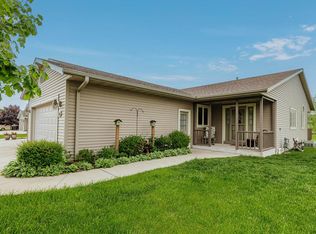 143 Parkview Ct, Cedar Grove, WI 53013