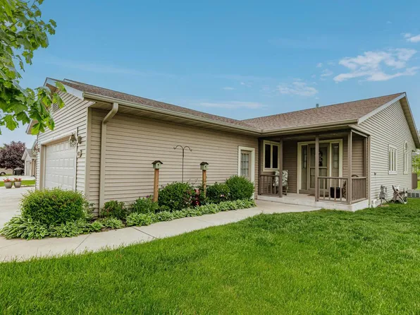 143 Parkview COURT, Cedar Grove, WI 53013