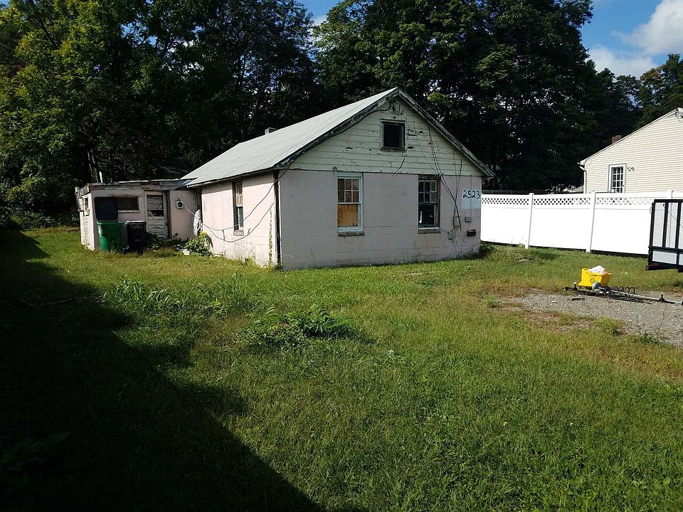 2nd image of 2523 South Ave