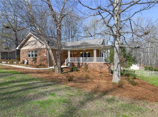 521 Dogwood Dr, Liberty, NC 27298