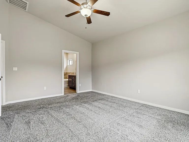 14740 Mike A Mendoza Ave — Photo 6