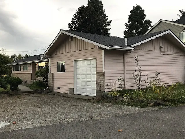 10856 SE 218th St — Photo 1