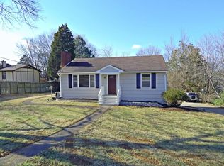 1117 Bradshaw Garden Rd, Knoxville, TN 37912