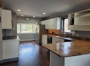 211 Nottingham Rd APT F, Vail, CO 81620