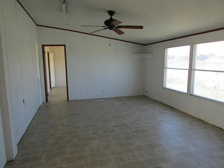 10325 County Road 470 — Photo 3