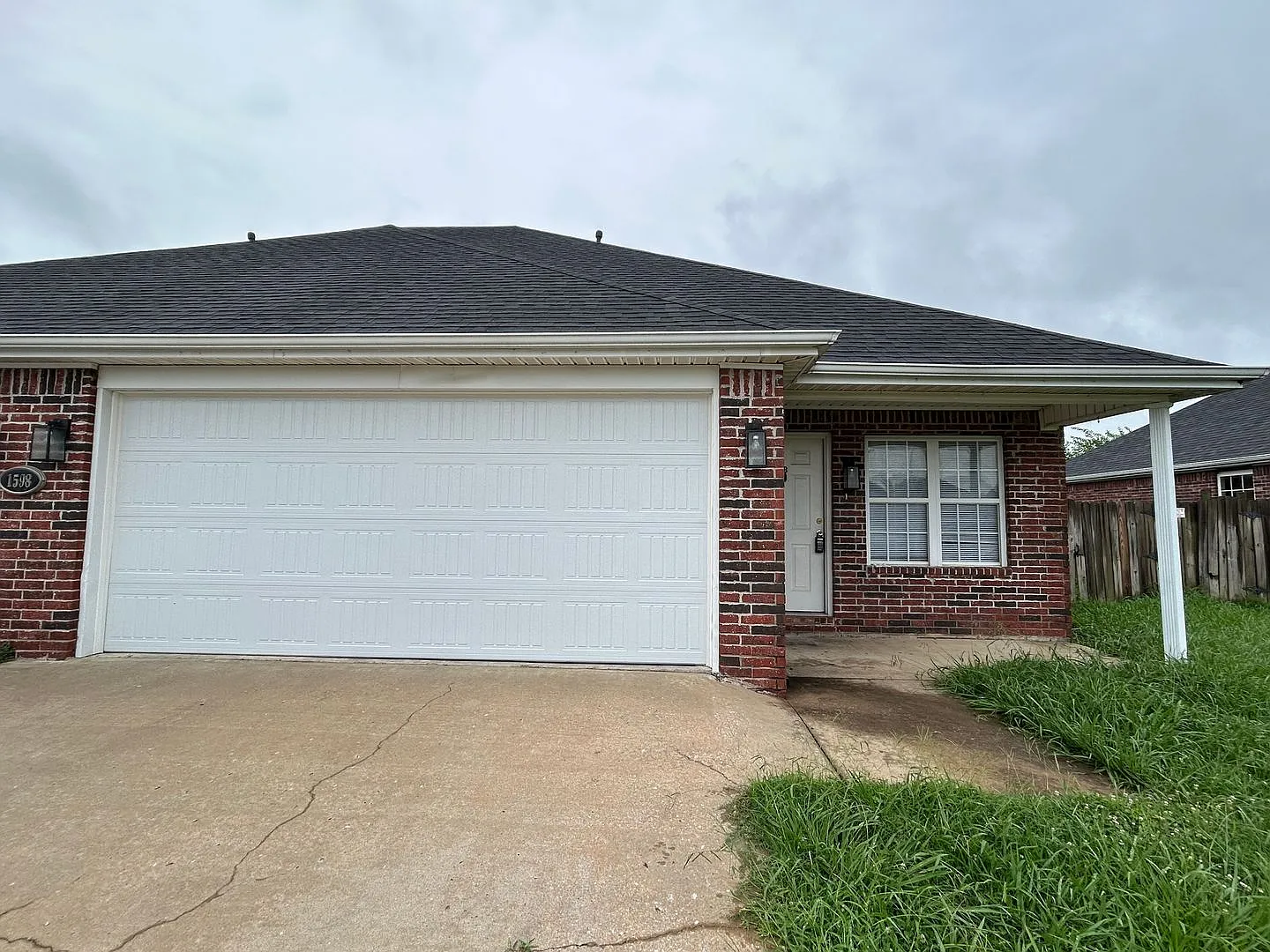 1598 Tolleson Loop A & B — Photo 1