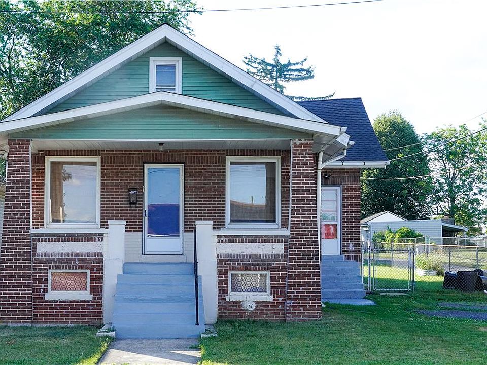 1st image of 870 Chestnut St