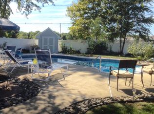 107 Neville Dr, Marlton, NJ 08053