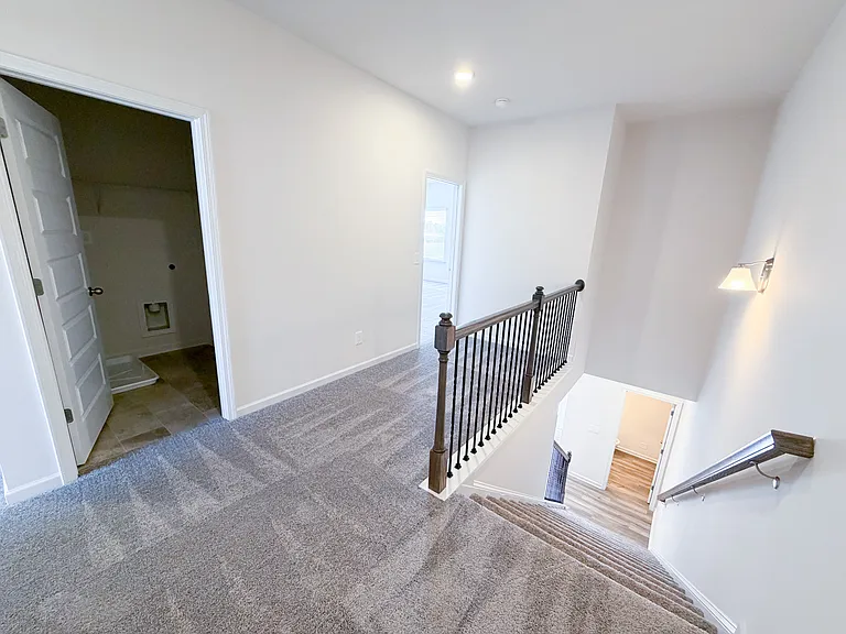 1015 Stiles Ct — Photo 8