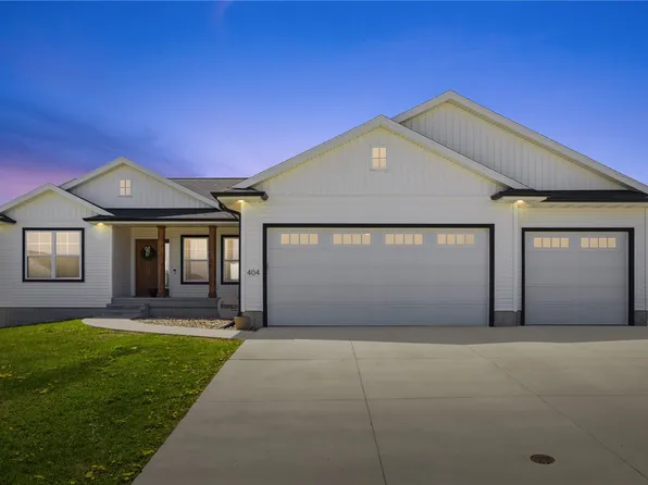 404 Donald Dr, Alburnett, IA 52202