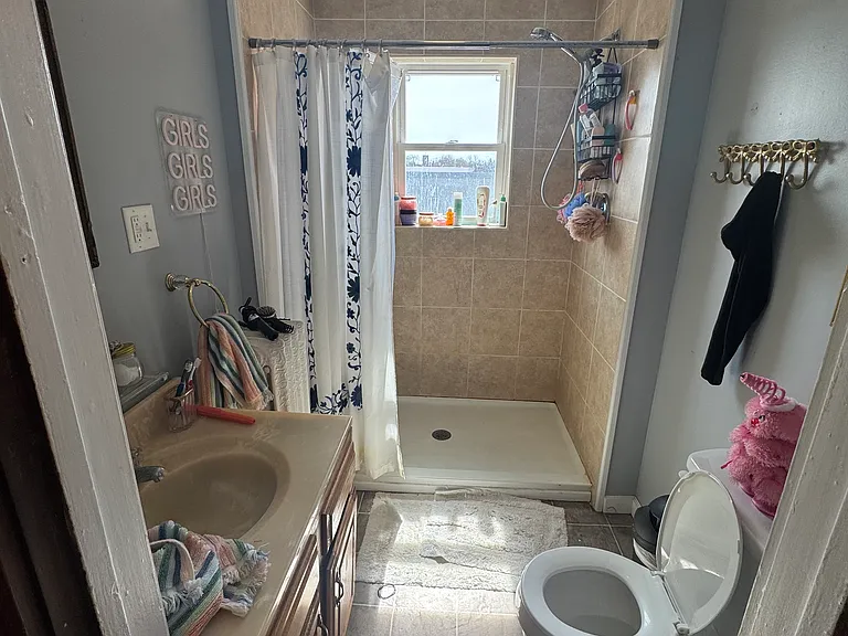 40 W Mohawk St — Photo 10