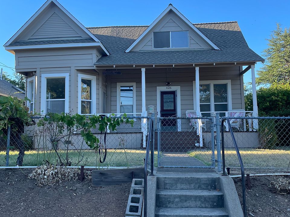 1st image of 626 Grove Ave #A