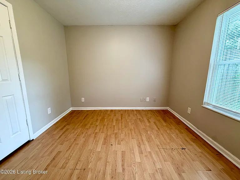 815 Louis Coleman Jr Dr — Photo 4