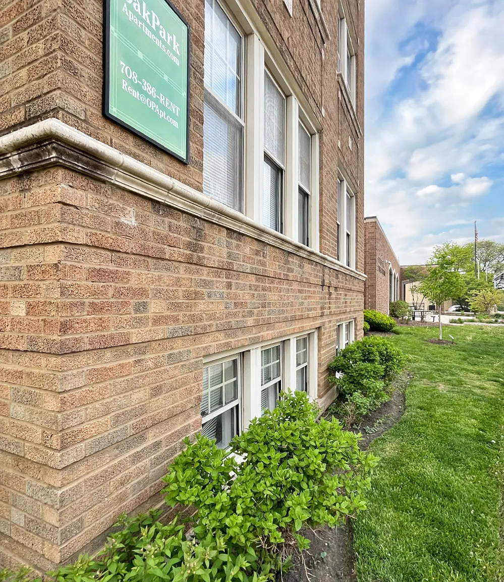 532 Des Plaines Ave. — Photo 2