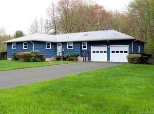 48 Northbrook Dr, West Hartford, CT 06117