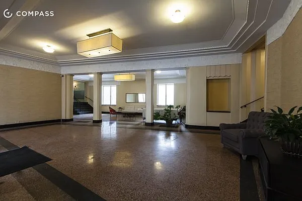 Rented by Compass | media 11