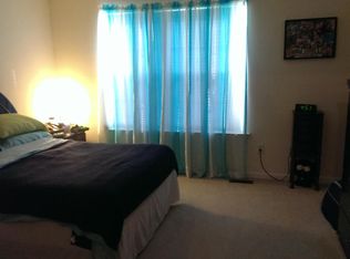 426 E Chestnut St, Norristown, PA 19401