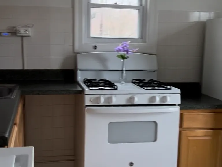 206 Brookdale Ave #2 — Photo 4