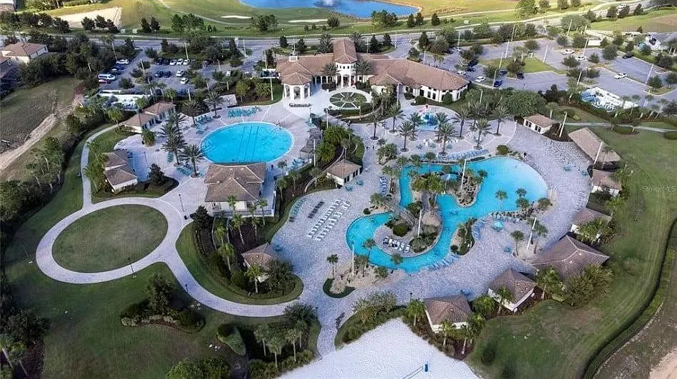 8967 Cabot Cliffs Dr