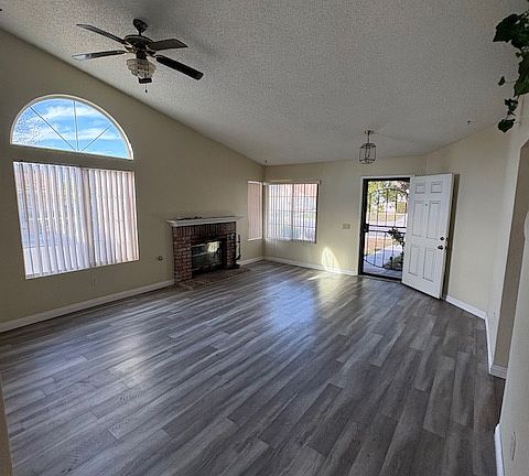 2nd image of 2745 Rosarita St