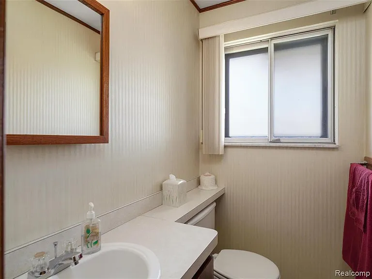 28506 Steele Dr — Photo 26