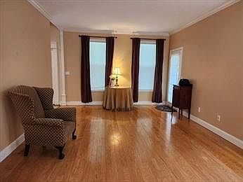 1st image of 14 Southwood Dr