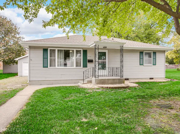 313 S Douglas Dr, Bradley, IL 60915