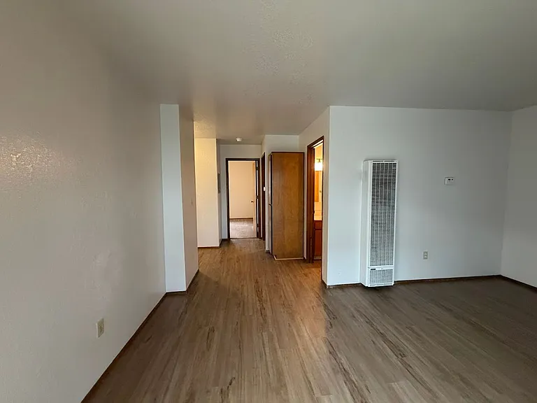 1016 Loni Dr — Photo 28