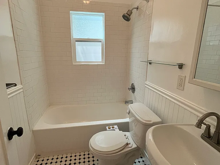 806 Tularosa Dr #11 — Photo 17