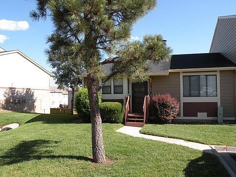 Complex has nice trees throughout