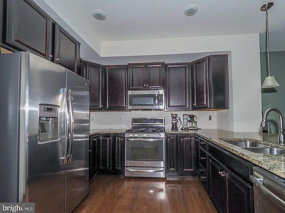 5th image of 8021 Orchard Grove Rd