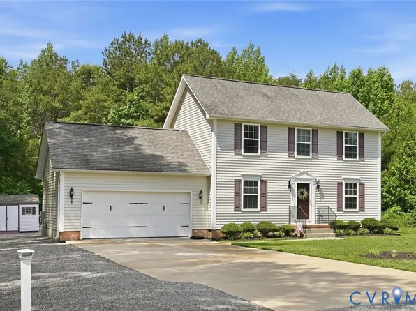 8278 Stonewall Ln, Woodford, VA 22580