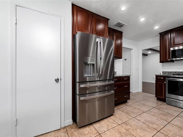 3175 Lake Anderson Ave — Photo 10