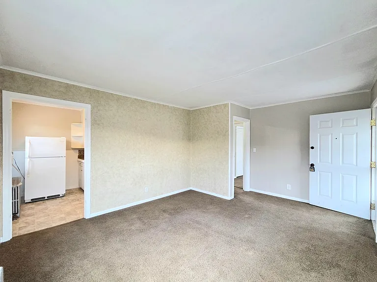 309 Hawthorne St — Photo 3