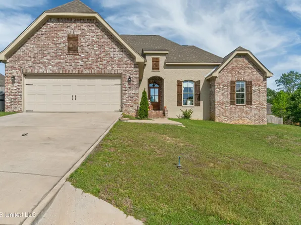 8 Canyon Oak, Hattiesburg, MS 39402