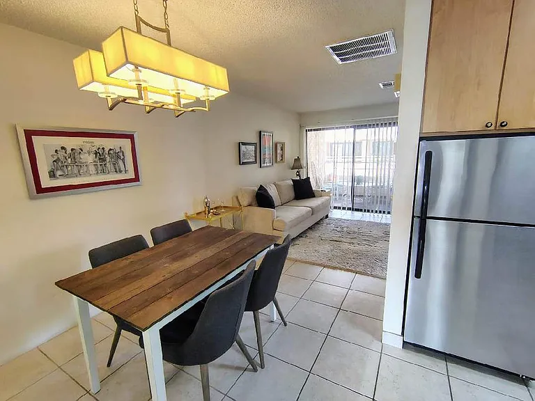 467 S Calle El Segundo #2 — Photo 3