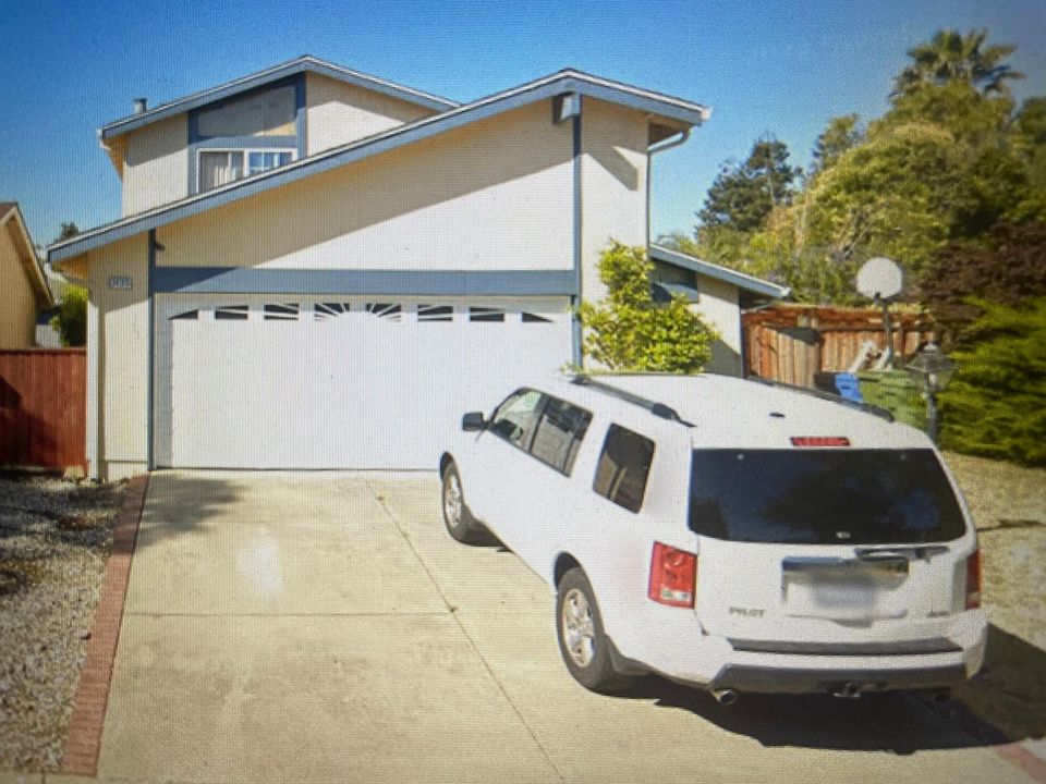 1st image of 34315 Aiken Ct