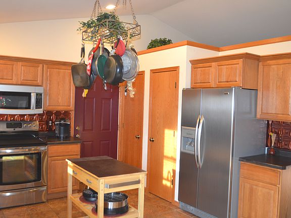 3rd image of N7511 Meadowview Dr