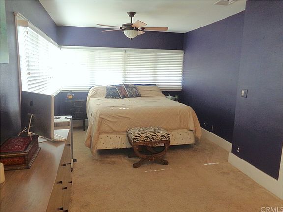 4th image of 319 S Vista Bonita Ave