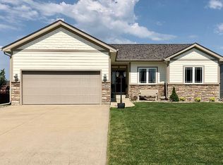 1920 3rd Ave SW, Altoona, IA 50009