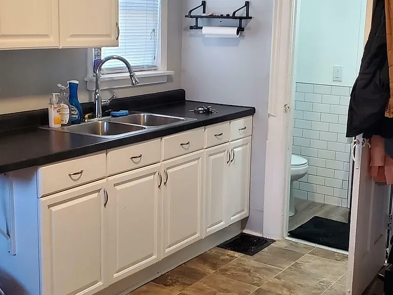 644 Fairview Ave NE #2 — Photo 4