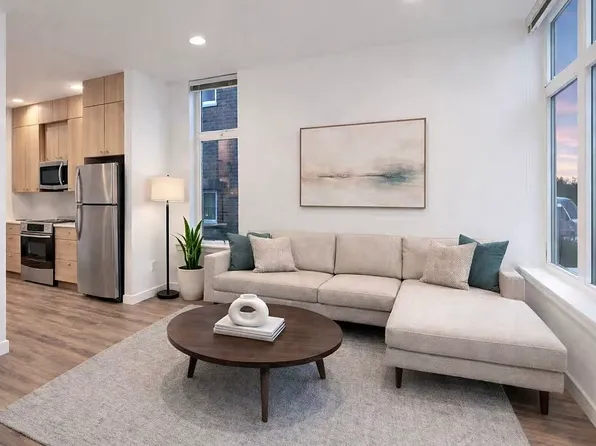 (undisclosed Address), Seattle, WA 98122