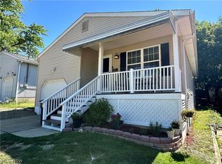 1853 11th St SW, Akron, OH 44314