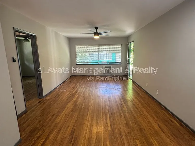 12157 Chandler Blvd #4 — Photo 14