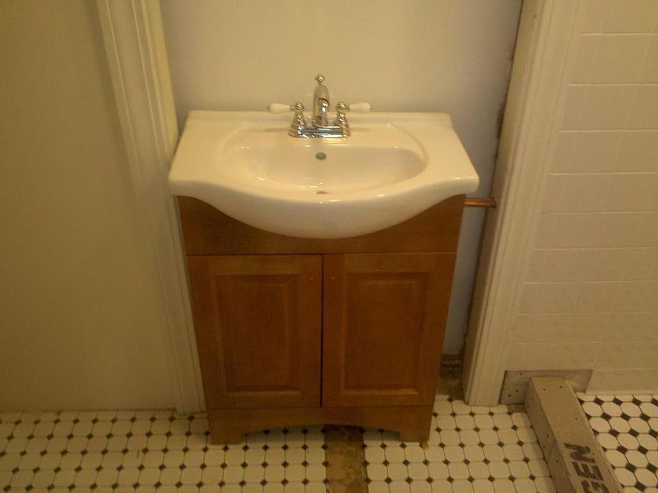2nd image of 193 Warren Ave #2B