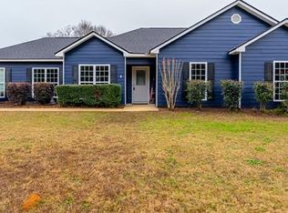 148 Owens Rd, Fort Mitchell, AL 36856