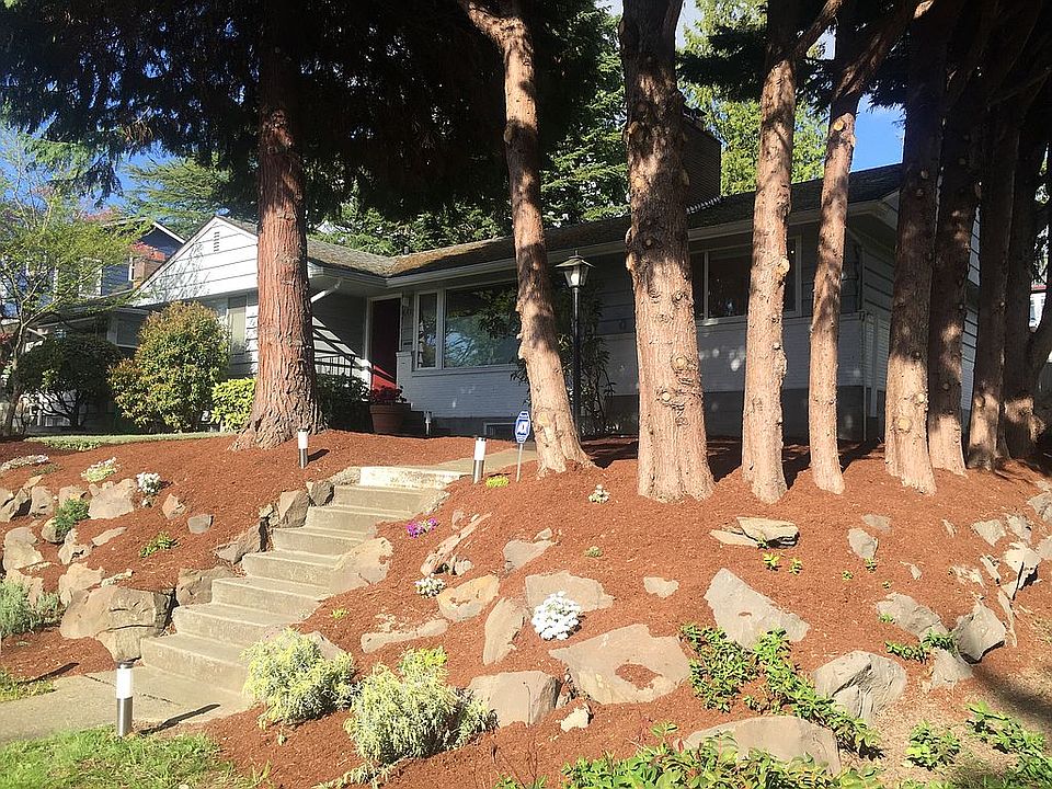 2nd image of 4702 44th Ave NE