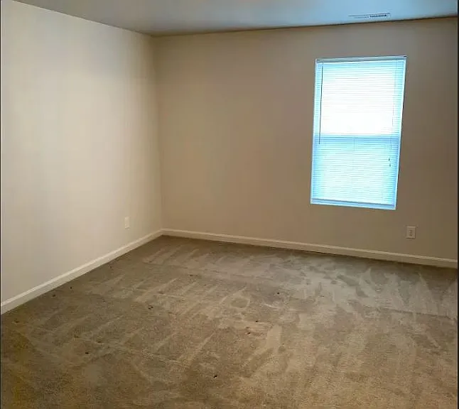 Parkside Manor Apartmens — Photo 9