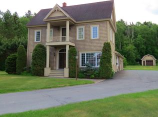 83 Pleasant St, Fort Kent, ME 04743